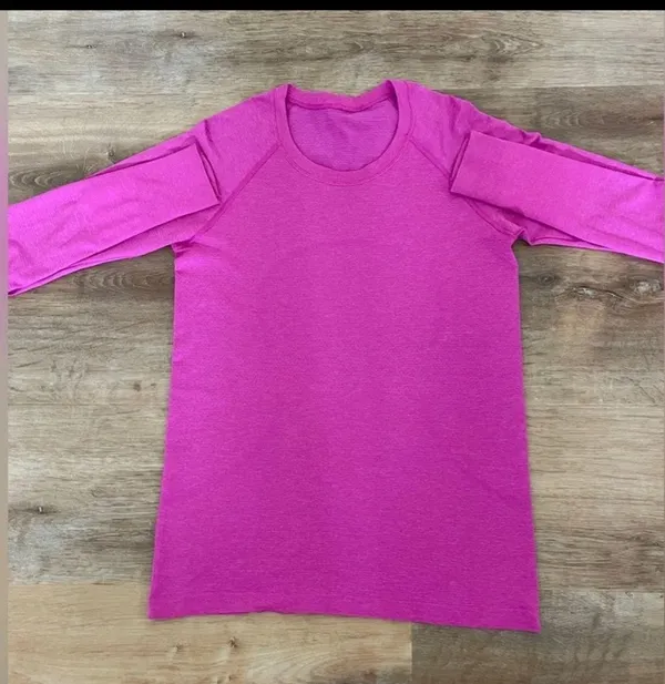 Lululemon Long Swiftly Tech Sleeve Pink - Image 3