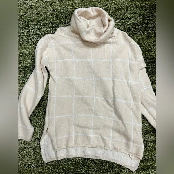 Ecowish Beige Grid Paneled turtleneck sweater - Image 5