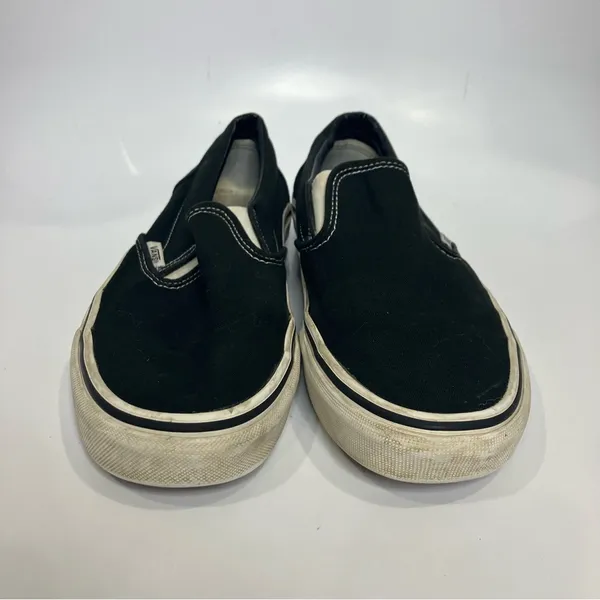 Vans slip on loafers sneakers black white unisex‎ sizing women's size 10 trendy - Image 2