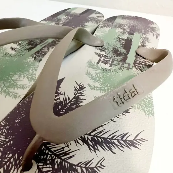 TIDAL Tropical Print‎ Classic Flip Flops Gray Size 9 - Image 3