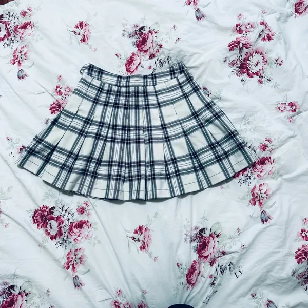 Full Tilt Pleated Skirt - Image 3