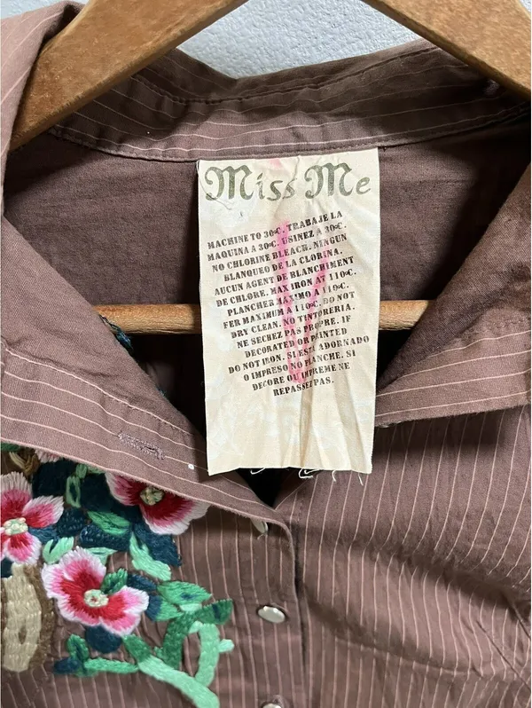VTG Miss Me Brown Striped Button Up Blouse Sz M Embroidered - Image 2