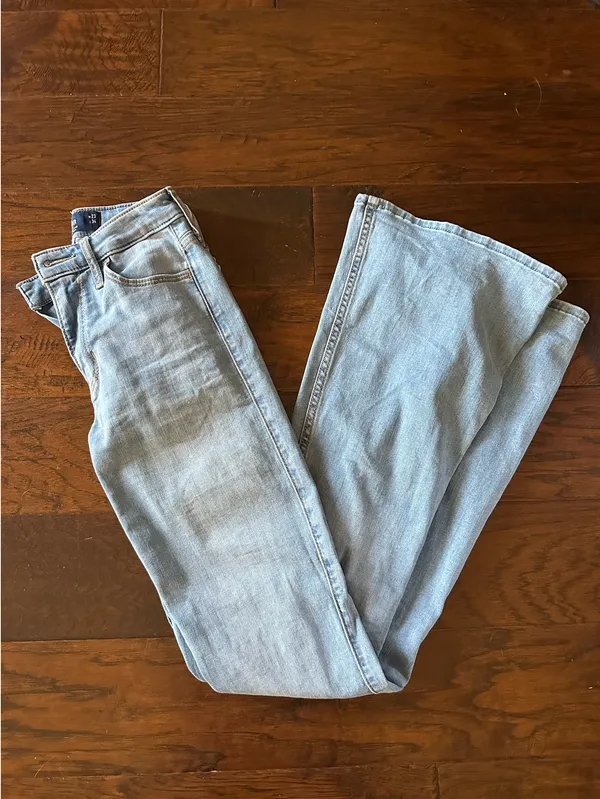 Hollister Jeans - Image 2