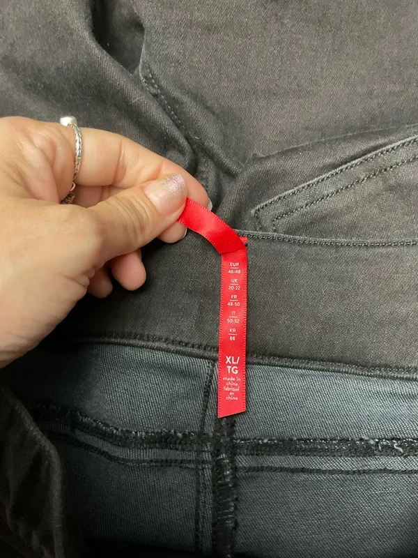 Spanx high waisted pull on distressed pants  - Image 6