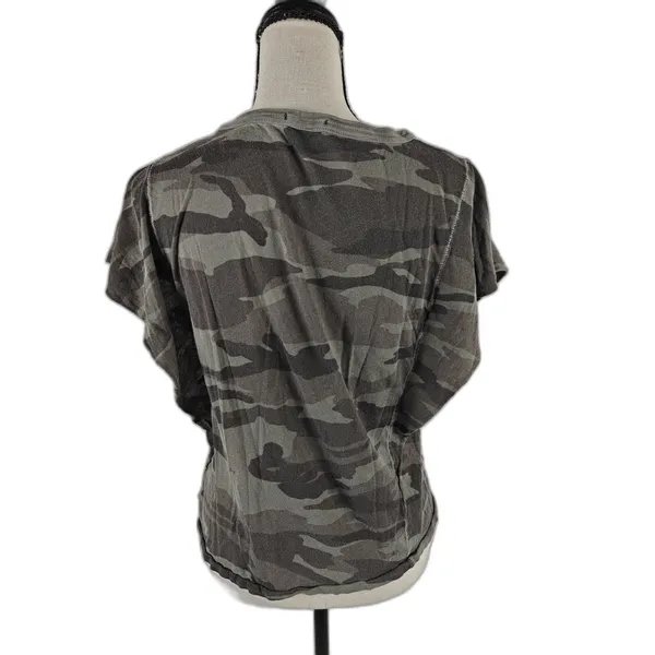 Women's Splendid Camo Pocket T-Shirt Gray Green XS - Image 2