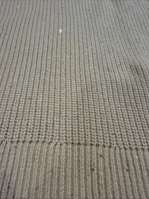 GAP Cream Ribbed Shimmer Crewneck Sweater Size Medium - C11-638 - Image 4