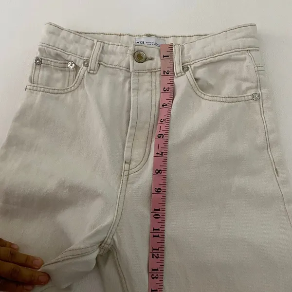 Zara Cream Wide Leg Jeans Size 4 High Rise Raw Hem Minimalist Denim - Image 8