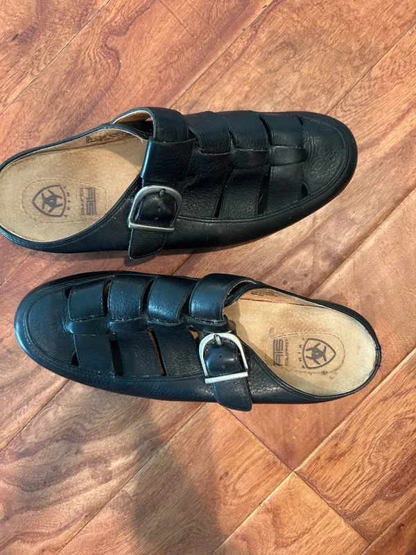 Ariat Vintage Black Leather Fisherman Mule Sandals Size 7.5 B - Image 2