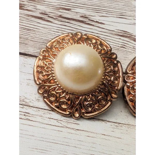 Vintage Clip On Earrings - Light Copper Tone Halo with Faux Pearl Large - Image 4