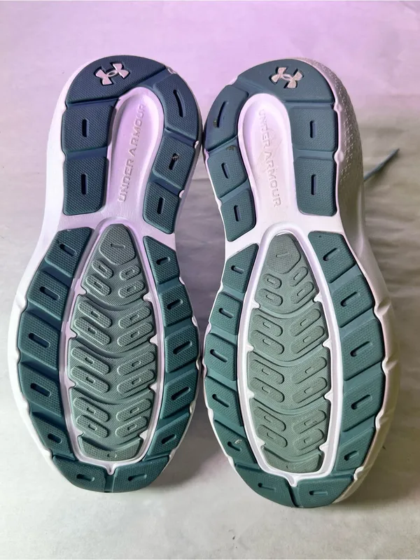 Under Armour Sage Green Lightweight Training Sneakers - Image 7