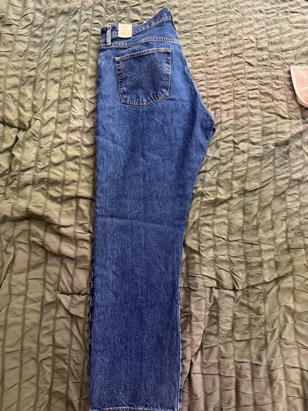 Levi’s 501 Original Cropped Jeans - Image 5