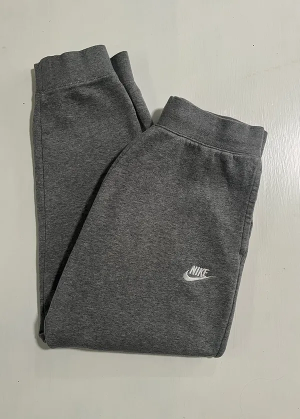 Nike sweatpants - Image 3