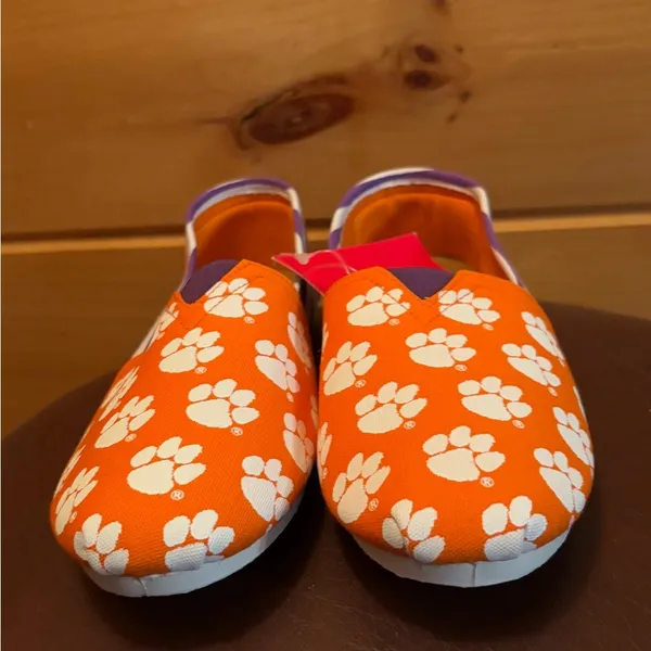 FOCO Clemson Tigers Shoes - Image 5