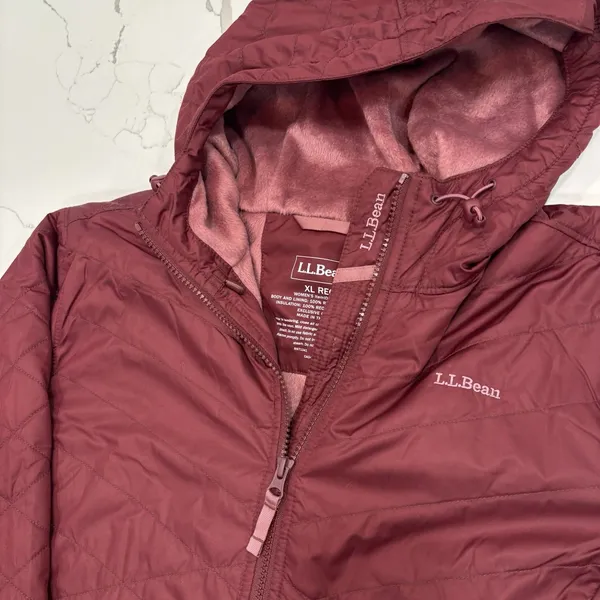 LL Bean Parka Jacket Womens Size XL Fleece Lined Primaloft Quilted Hooded Maroon - Image 3