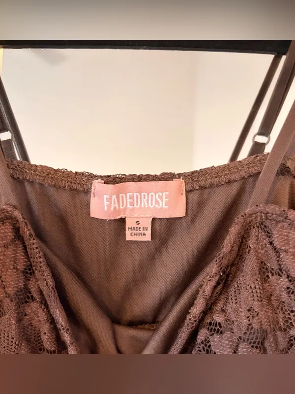 Faded Rose brown spaghetti strap lace babydoll top size Small Y2K coded - Image 2