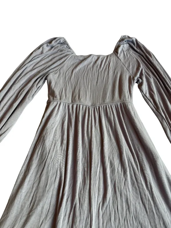 Three Bird Nest Purple Flowy Dress Smocked Long Sleeve Stretchy Size Medium - Image 13