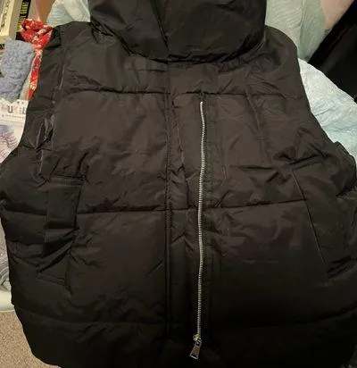 Black Puffer Vest - Image 3