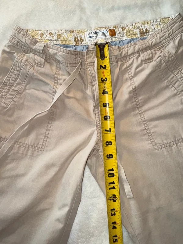 Old navy beige capri pants size 8 - Image 9