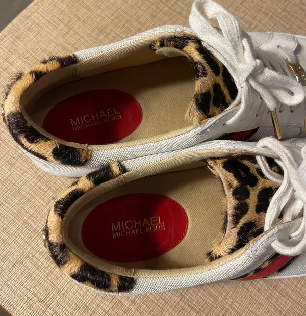 Shoes - Image 6