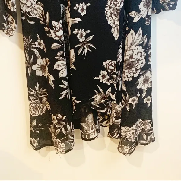Bardot Size 6‎ Black Tan Floral Romantic Long Bubble Sleeve Wrap Dress - Image 4