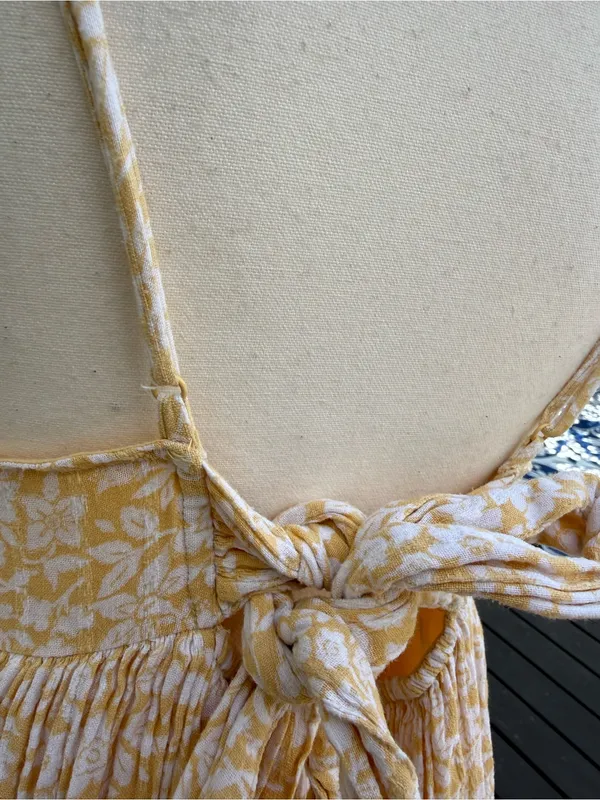 American Eagle Outfitters Gold and White Floral Mini Dress - Image 6