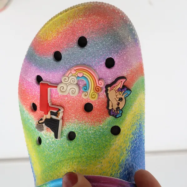 Crocs Clogs Womens 9 Classic Lined Rainbow Spray Paint Multi Faux Fur Excellent - Image 8