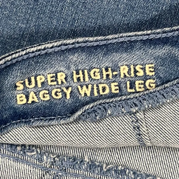 American Eagle Outfitters Women's Wide Leg Jeans - Medium Blue - Image 3