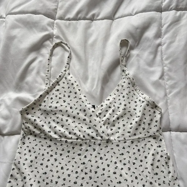 Brandy Melville‎ Strappy Spaghetti Floral Mini Dress White Blue One Size - Image 2
