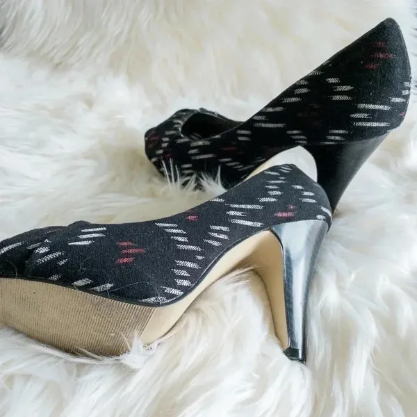 Madden‎ Girl Black Ppep Toe Heels - Image 3