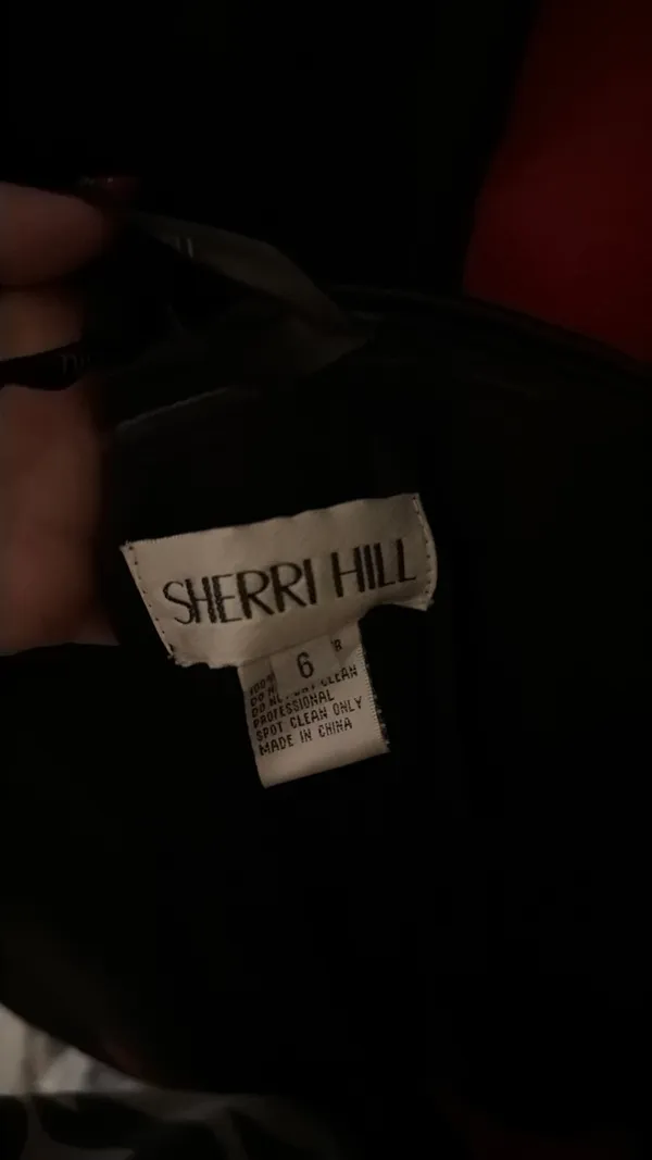 Sherri Hill Prom Dress - Image 3
