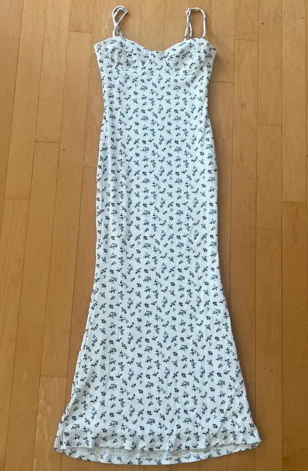 Princess Polly Belladonna dress with slit - Image 2