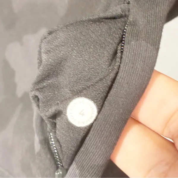 Lululemon Its Rulu Run Cropped Half-Zip Heritage 365 Camo Deep Coal Multi Size 4 - Image 5