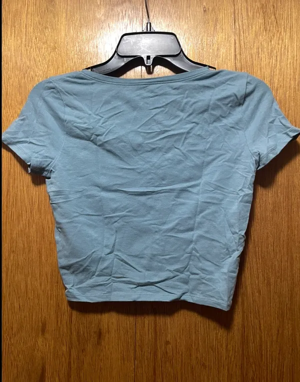 Hollister Blue V-Neck Crop Top - Image 3