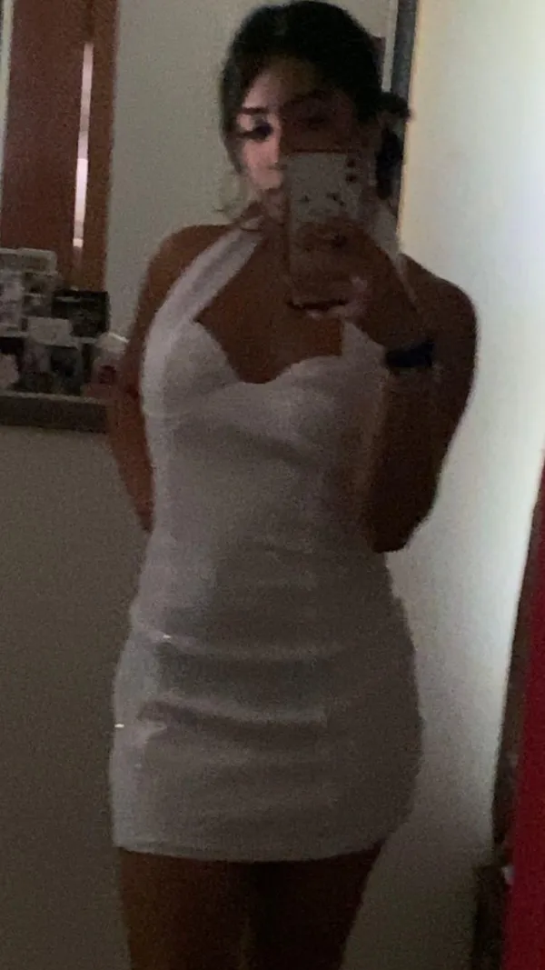 Sequin Bodycon Halter Dress - Image 4