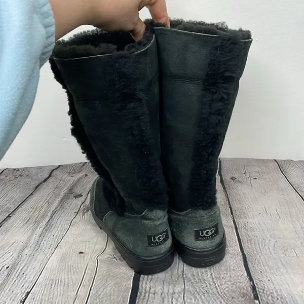 UGG Sundance II Revival Black Tall Boots size 7W - Image 3