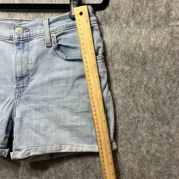Levi's Jean‎ Shorts Size 30 Womens Mid Length Short Cuffed Mid Rise Blue Denim - Image 3