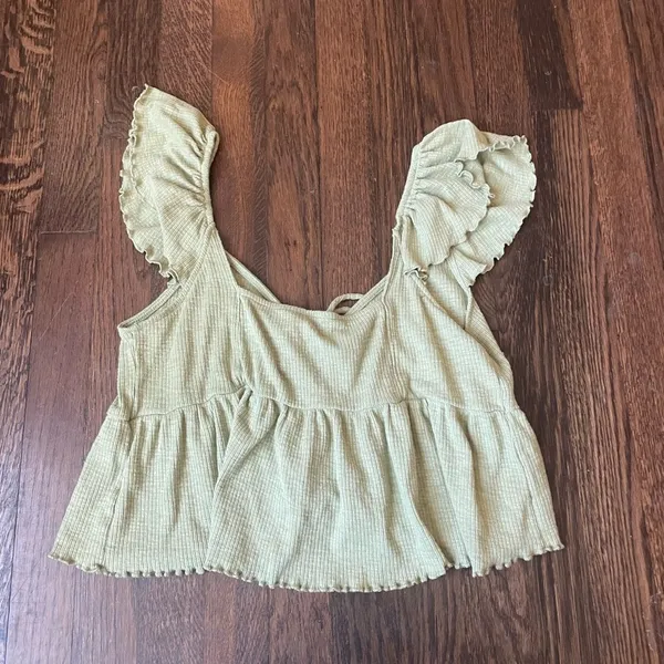 American Eagle outfitters green cropped top - Image 3