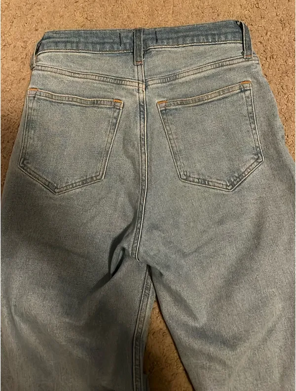Abercrombie High-Rise Jeans - Image 3