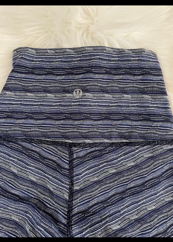 Lululemon Wunder Under Crop Leggings Space Dye Sapphire - Image 4