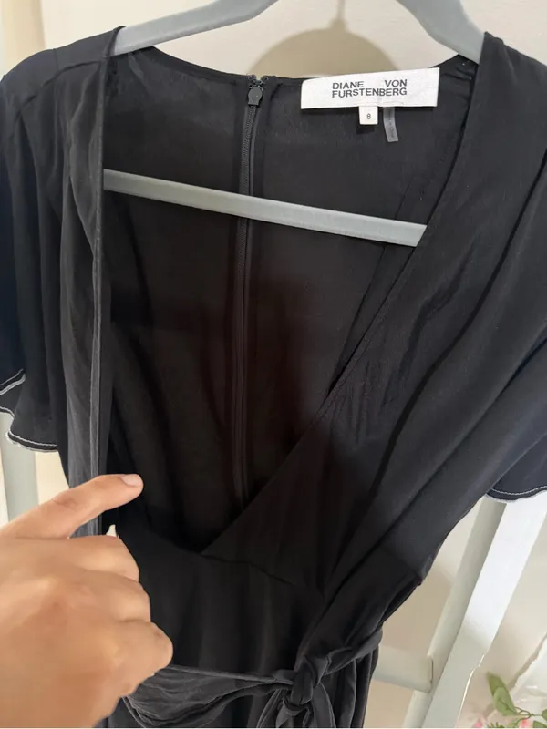 Diane Von Furstenberg Black Wrap Mini Romper with White Piping - Image 7