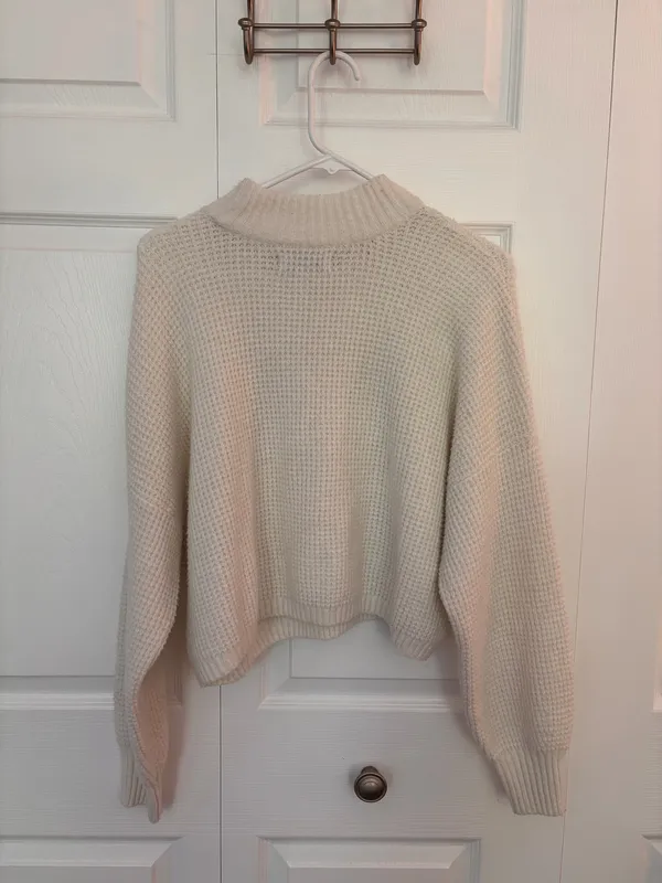 Hollister Sweater - Image 2