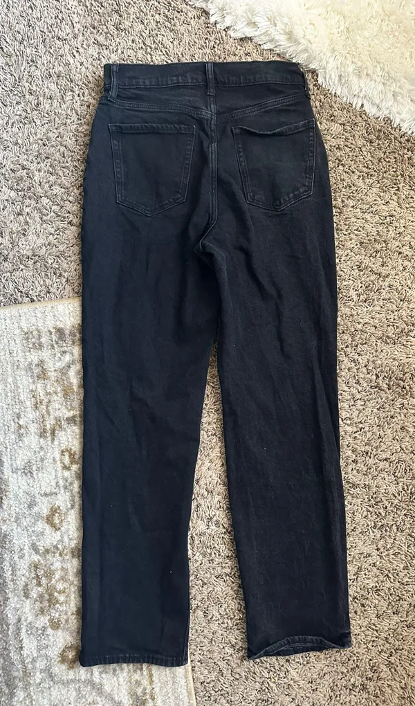 Old Navy Extra High Rise Boyfriend Jeans - Image 2