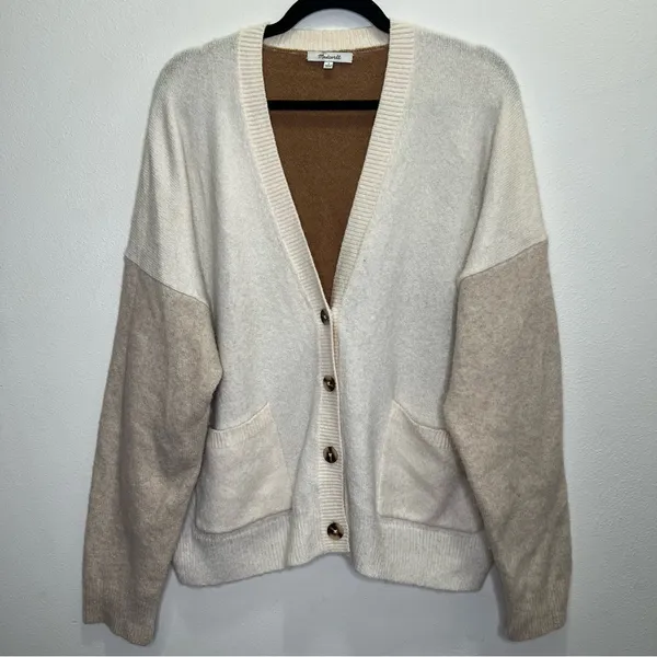 Madewell Short Kent Ex-Boyfriend Cardigan Sweater in Colorblock Large‎ casual - Image 6