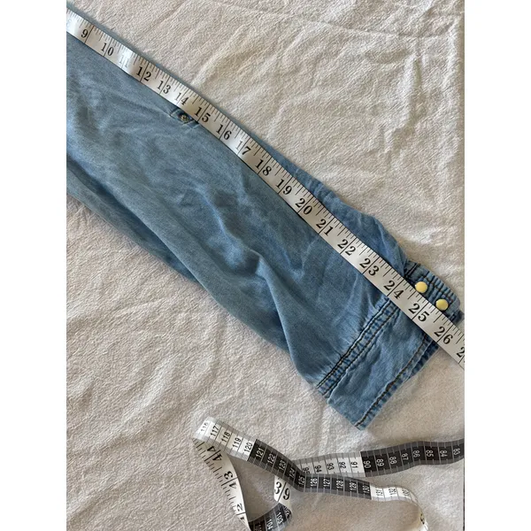 GB Gianni Bini Women’s XL Denim Chambray Shirt Aztec Print Back Long Sleeve - Image 5