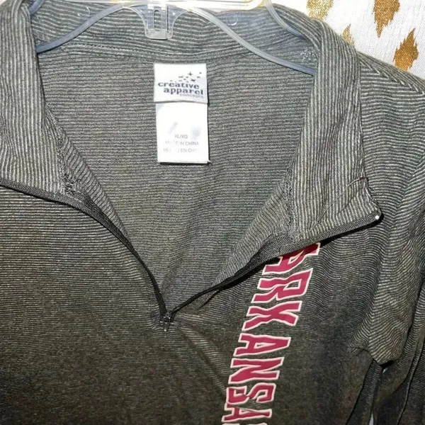 Arkansas razorbacks long sleeve quarter zip shirt size XL - Image 2