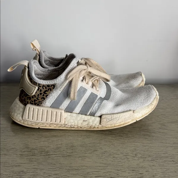Adidas Women's NMD R1 Animal Print Sneakers Size 7.5 - Image 9