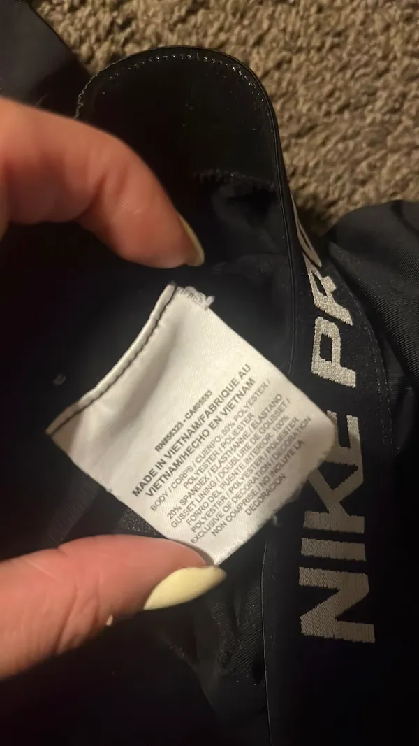 Pro Capri Leggings - Image 5