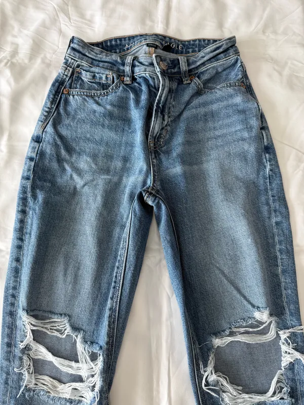 Medium Wash Strigid Ripped Mom Jeans - Image 3