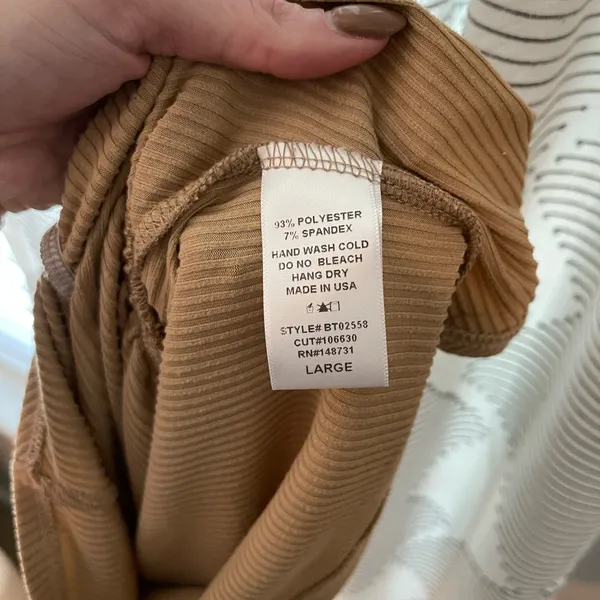 NWOT tank Size L - Image 2