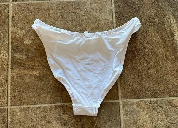 Skims Signature Swim Mid Coverage Bikini Bottom Snow XS - Image 6